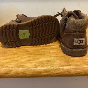 Gently Used Toddler Boys UGGS